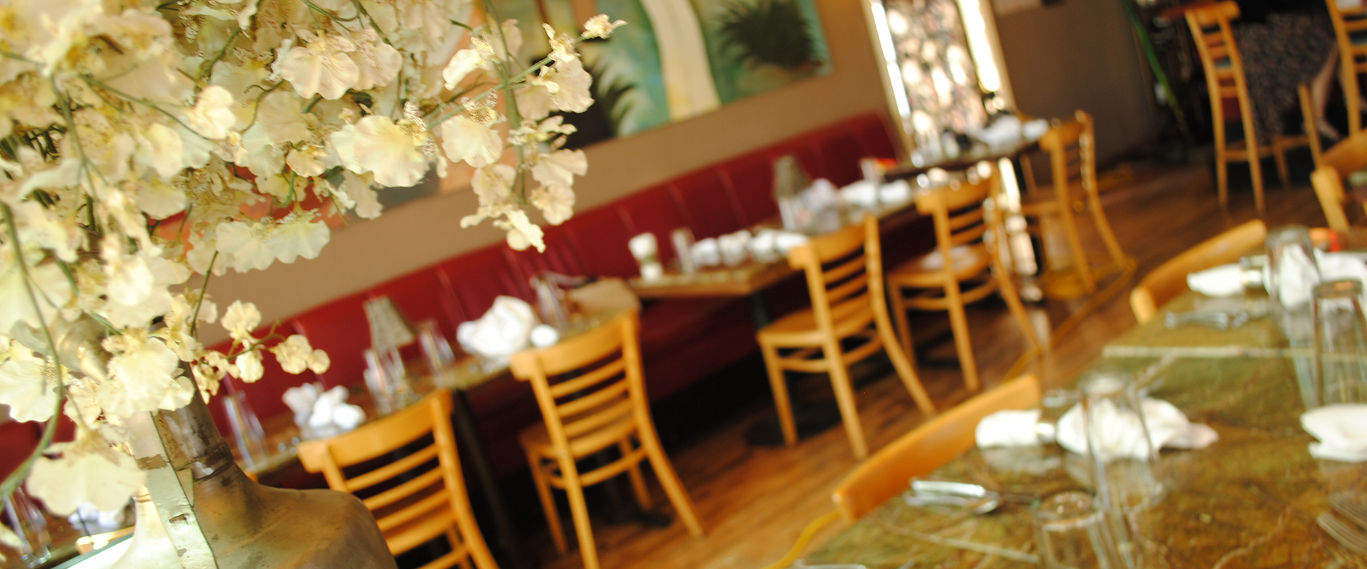 Dinner table setting